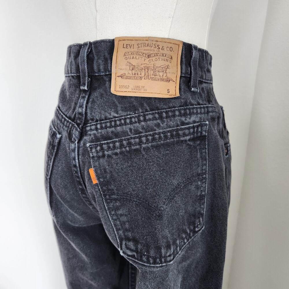 Vintage 90s Levi's Black Wash Denim High Waisted Loose Straight Leg Jeans 0 - Picture 8 of 12